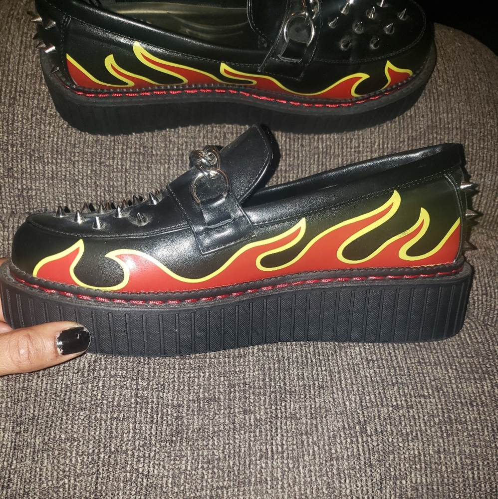 Lamoda flame spikes loafers
